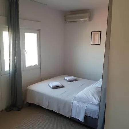 Apartment Tara - Big With Terrace And Sea View